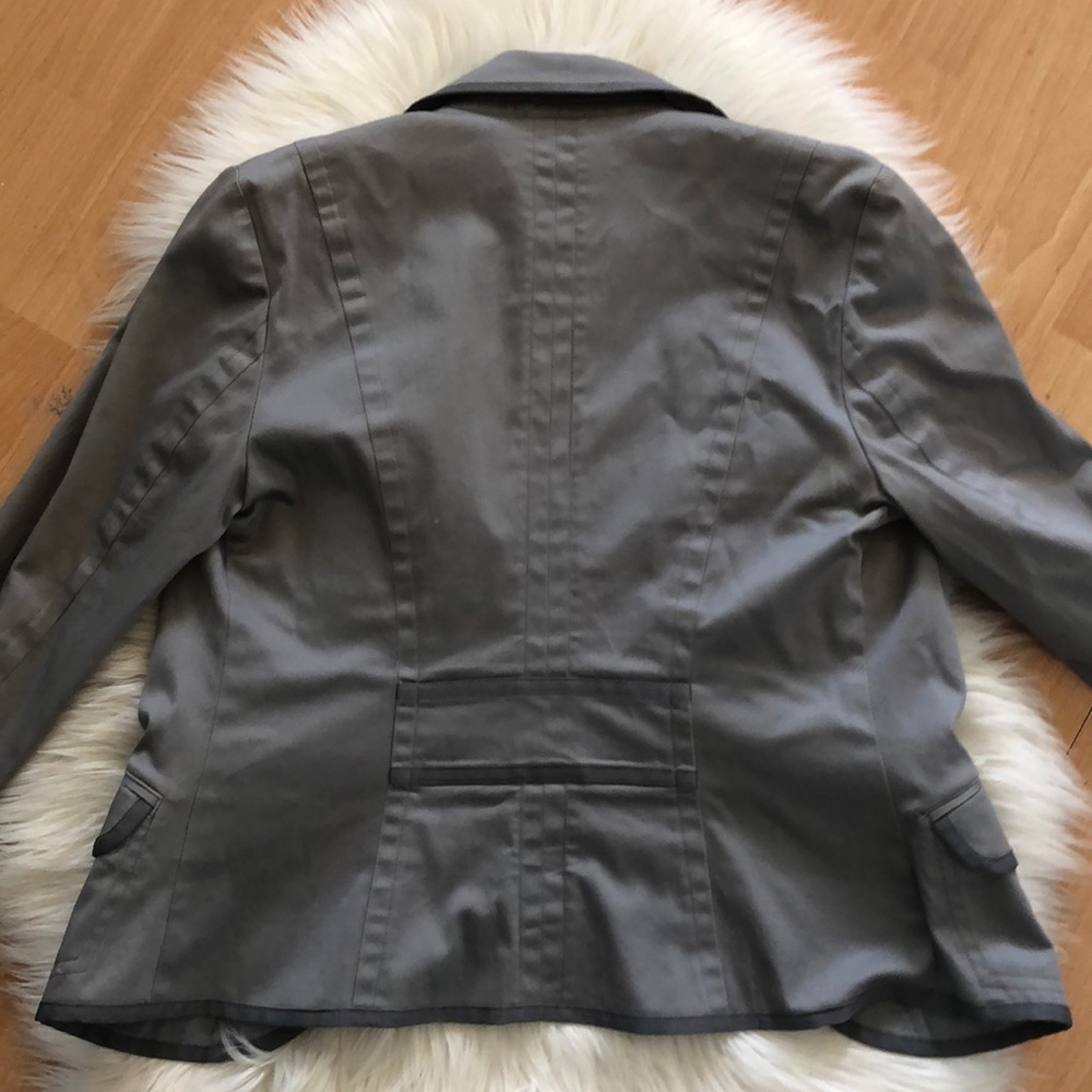 H&M blazer - Picture 2 of 2